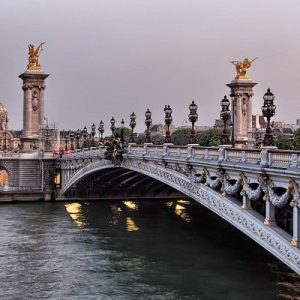 Le vendredi 3 octobre 2025  à 10h30 : « l'Exposition Universelle de 1855 et de 1900 »